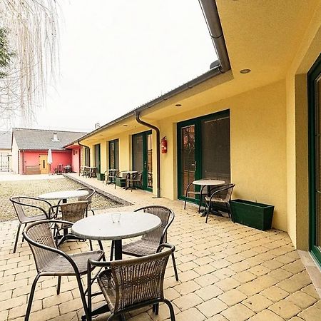 Penzion U Kočky Mutěnice Esterno foto